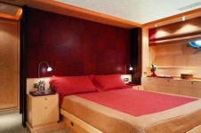 Perini Navi Ohana -  Queen